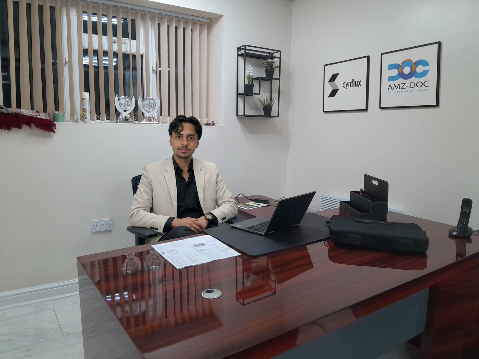 AMZ DOC UK Office